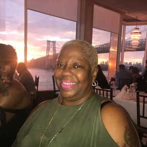 Meet your Posher, Annette